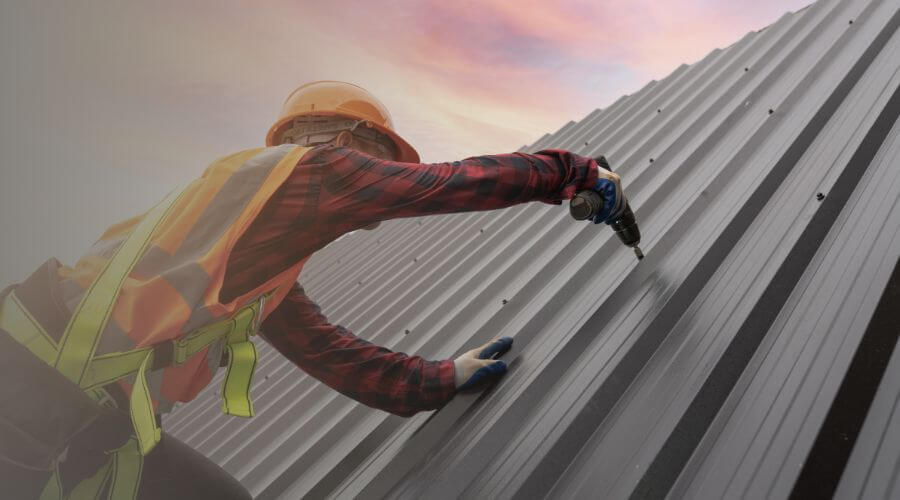 Expert Emergency Roof Repairs services in Clontarf, MN